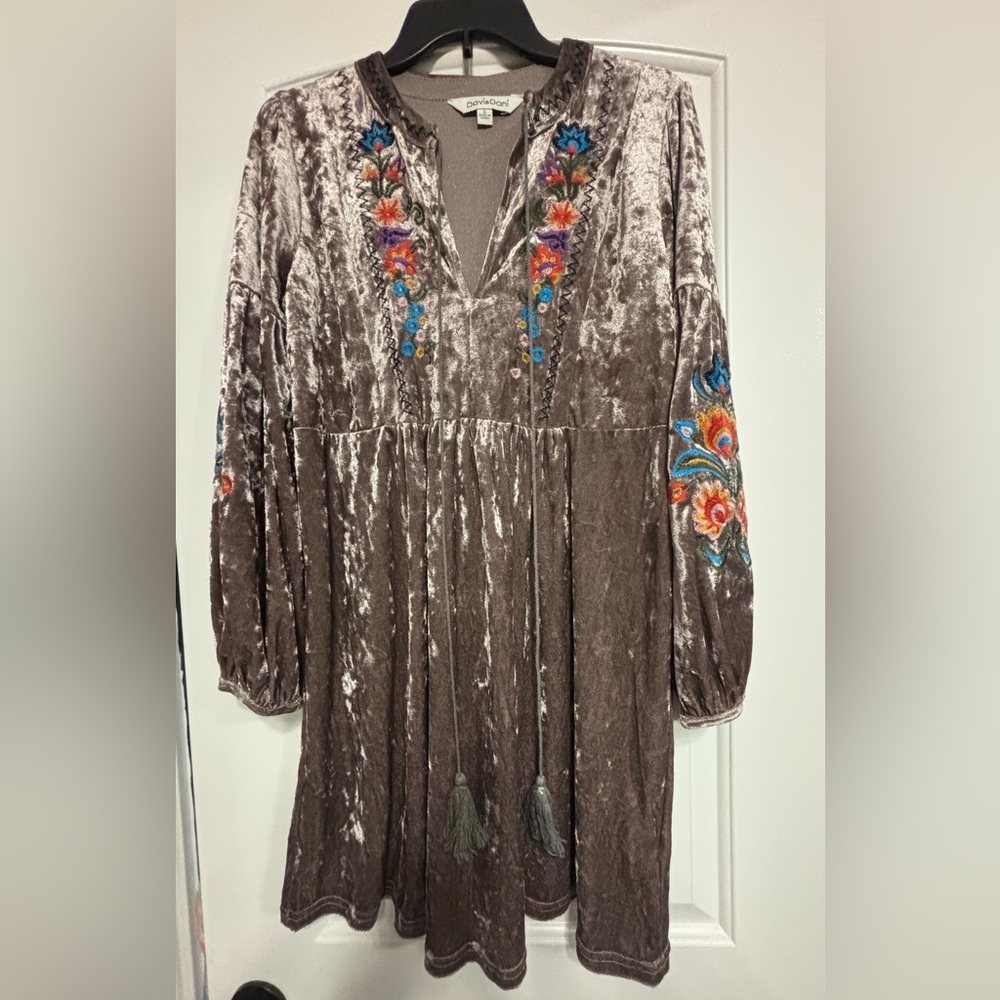 Woman’s Boho Festival Floral Embroidered Taupe Crushed Velvet Dresss, Small